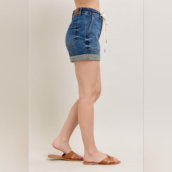 Judy Blue HR Dark Wash Tie Waist Patch Pocket Cuffed Denim Jogger Shorts NEW - Picture 6 of 16